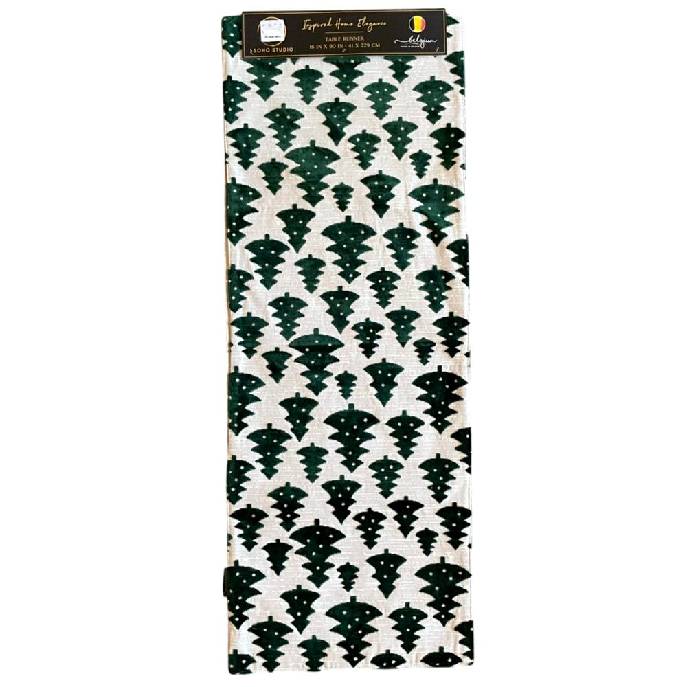 Green Velvet Christmas Tree Table Runner 16x90 Made in Belgium New